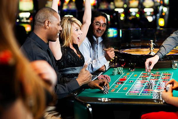 How players stay safe while playing at an online casino